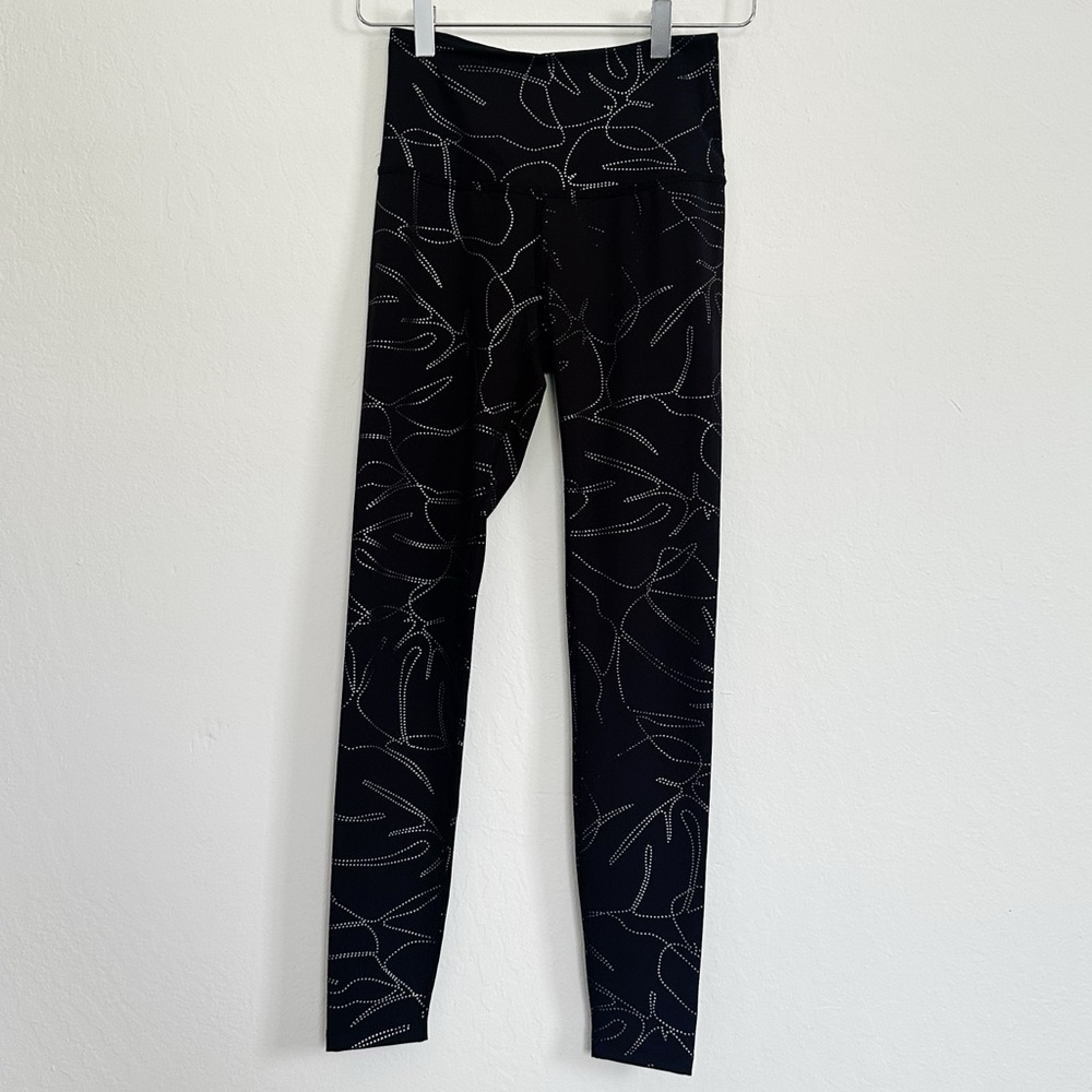 Beyond Yoga Dot Print Leggings